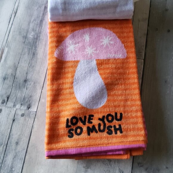 NWT - Envogue set of 3 Mushroom Kitchen Towels - Picture 2 of 4